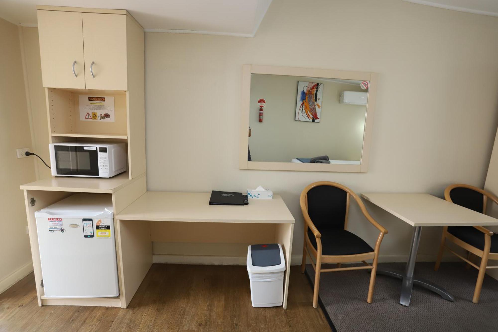 Sleepy Hill Motor Inn Raymond Terrace Bagian luar foto