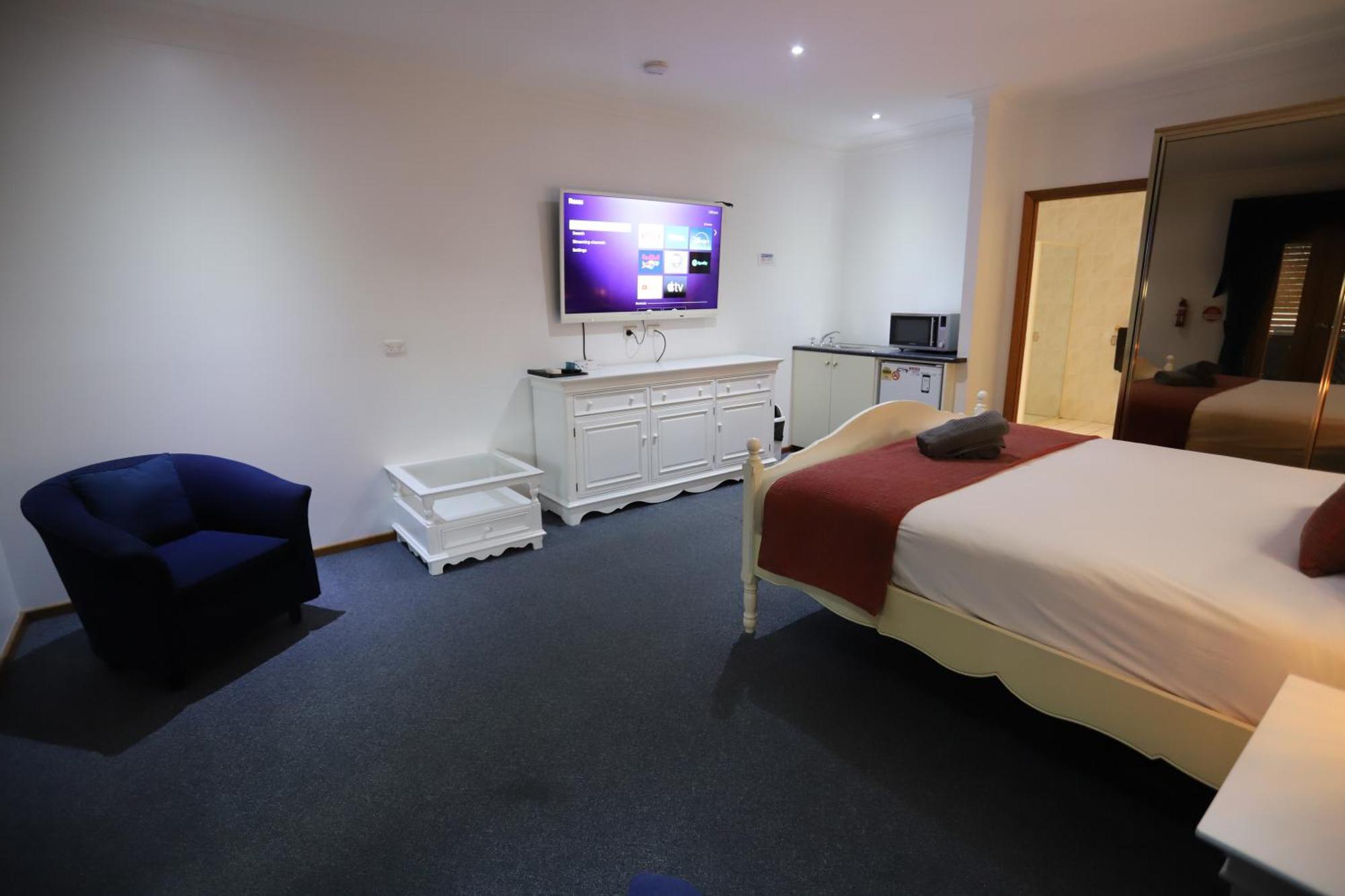 Sleepy Hill Motor Inn Raymond Terrace Bagian luar foto